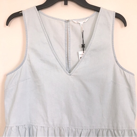 BCBGeneration Light Chambray V-neck Sleeveless Flounce Hem Top Blouse - Picture 6 of 14